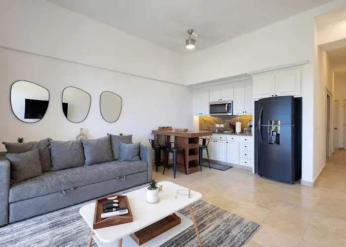 Stylish Coastal Retreat With Breathtaking Views, Pool & Private Balcony * Cabo San Lucas